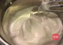 Illustration of how to make jam cake roll 8