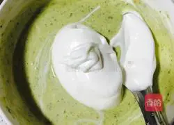 Illustration of how to make chiffon cake 6