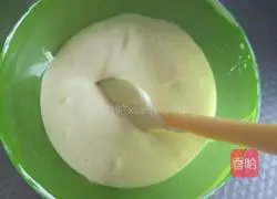 Illustration of how to make chiffon cake embryo (6 inches) 11