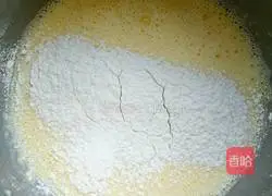 Portuguese Egg Tart Recipe Illustration 2