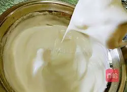 Illustration of how to make sweet cake rolls 10