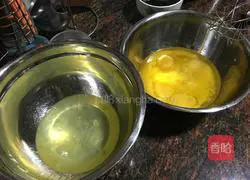 Spinach juice chiffon cake recipe 3