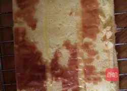 Illustration of how to make cream cake roll 10