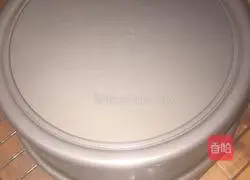 Illustration of how to make chiffon cake 18