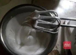 Illustration of how to make chiffon cake 4