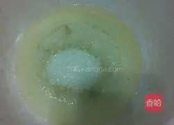 Honey Bean Matcha Red Velvet Cake Roll Recipe Illustration 2