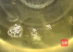 Illustration of how to make chiffon cake 5