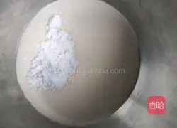 Illustration of how to make matcha cream cake roll 11