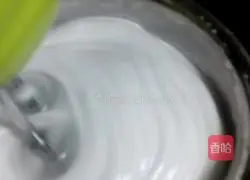 Double-layered Blueberry Honey Bean Cake Roll Recipe Illustration 9