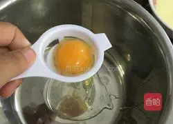 Chiffon Three-layer Strawberry Sandwich Cake Recipe Illustration 2