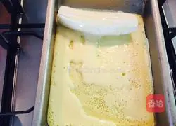 Two-color cake banana roll recipe illustration 6