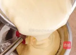 Strawberry Cream Cake Roll Recipe Illustration 8