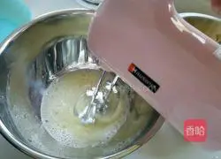 Illustration of how to make chiffon cake 11