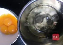 Illustration of how to make orange and meat floss cake rolls 6