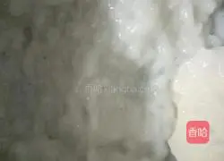 Illustration of how to make spinach and yam cake rolls 4