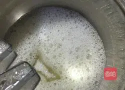 Illustration of how to make orange and tiger skin cake rolls 7