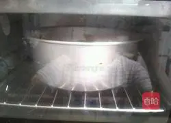 Illustration of how to make chiffon cake 9