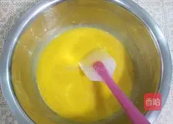 Illustration of how to make banana mashed cake roll 6