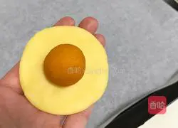 Illustration of how to make cartoon roasted fruits 10