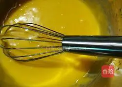 Illustration of how to make crispy egg sponge cake 3