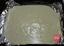 Illustration of how to make meat floss salad cake roll 7