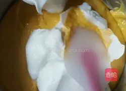 Illustration of how to make light cream chiffon cake 6