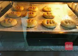 Illustration of how to make wife cake (bean paste version) 20