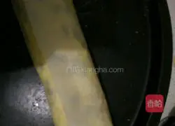 Illustration of how to make raisin cake rolls 11