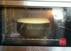 Illustration of how to make eight-inch chiffon cake 17