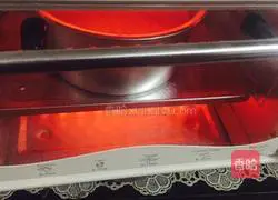 Illustration of how to make chiffon cake 16