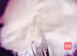 Illustration of how to make chiffon cake 4