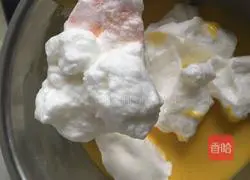 Illustration of how to make cream cake roll 12