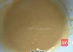 Illustration of how to make meat floss cake rolls 5