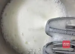 Cocoa Chiffon Cake (Eight Inch) Recipe Illustration 8