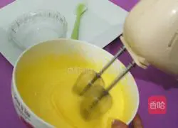 Strawberry Birthday Cake (Chiffon Cake) Recipe Illustration 5