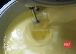 Black Raisin Cake Roll Illustration of how to do it 3