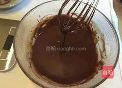 Cocoa chiffon cake (eight-inch) recipe illustration 5