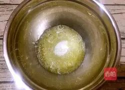 Illustration of how to make two-color cake rolls 7