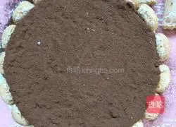 Illustration of how to make tiramisu 12