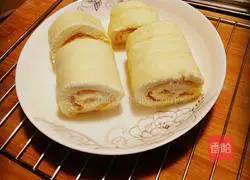 Illustration of how to make banana cake rolls 10