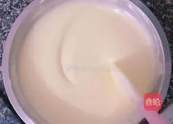 Illustration of how to make chiffon cake base 12