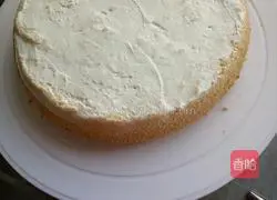 Illustration of how to make cream fruit cake 4