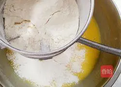 Zero failure chiffon cake roll recipe illustration 3