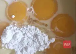 Cocoa Chiffon Cake Recipe Illustration 2