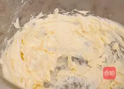 Red Velvet Cake Roll Recipe Illustration 7