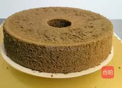 How to make 8-inch cocoa chiffon cake Illustration 17