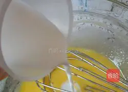 Chiffon Cupcake Recipe Illustration 4