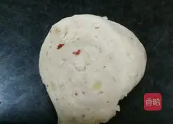 Illustration of how to make red date and walnut steamed buns 5