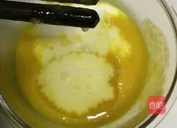 Illustration of how to make eight-inch cocoa chiffon cake 2