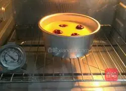 Recipe for making 6-inch big red date chiffon cake 18